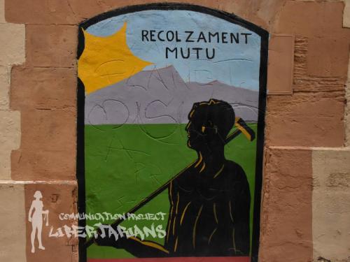 Mural on the street of Alcoi - Mutual Support
